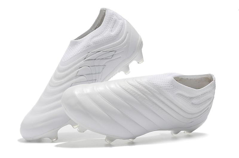 Chuteira Adidas Copa 19+ Campo