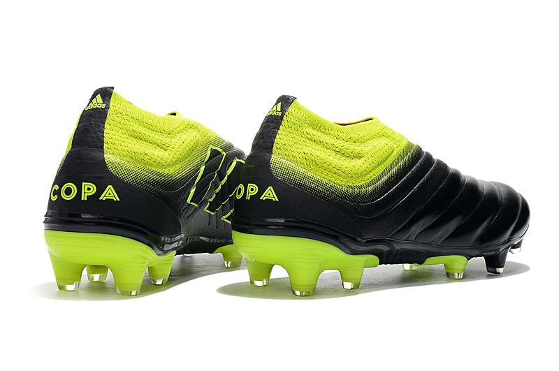 Chuteira Adidas Copa 19+ Campo