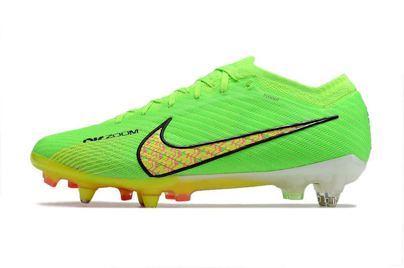 Chuteira Nike Mercurial Vapor XV Elite SG Campo