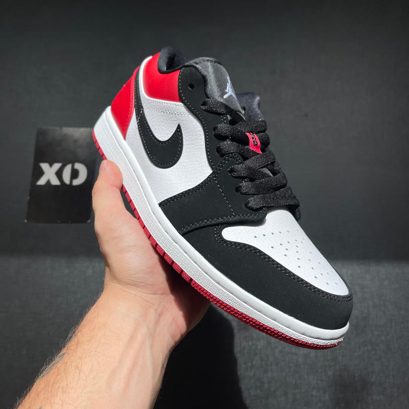 Jordan 1 Low Black Toe (Pronta Entrega)