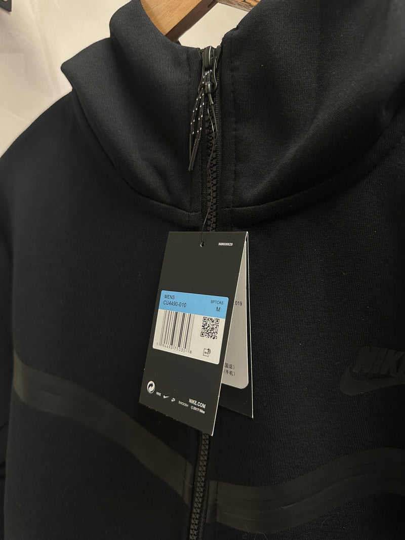 Conjunto Nike Sportswear Tech Fleece Preto (Pronta Entrega)