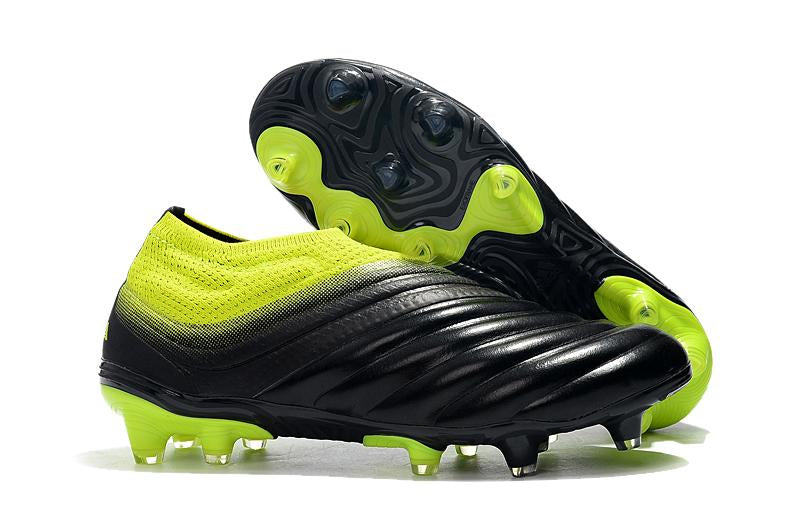 Chuteira Adidas Copa 19+ Campo