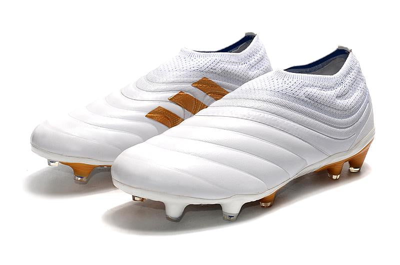 Chuteira Adidas Copa 19+ Campo